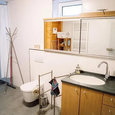 Wohnen Im Gruenen, Privatsauna, Stadtnah, Ruheoase Apartmán