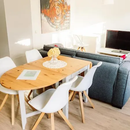 Wohnen Im Gruenen, Privatsauna, Stadtnah, Ruheoase Apartmán