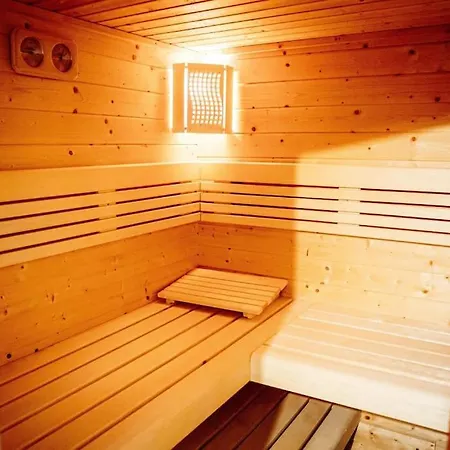 Wohnen Im Gruenen, Privatsauna, Stadtnah, Ruheoase * Koblenc